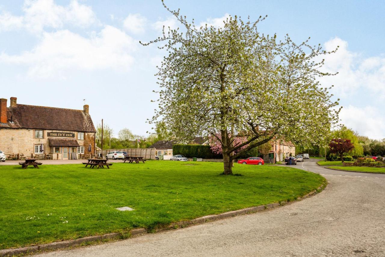 The Belfry Villa Evesham Dış mekan fotoğraf